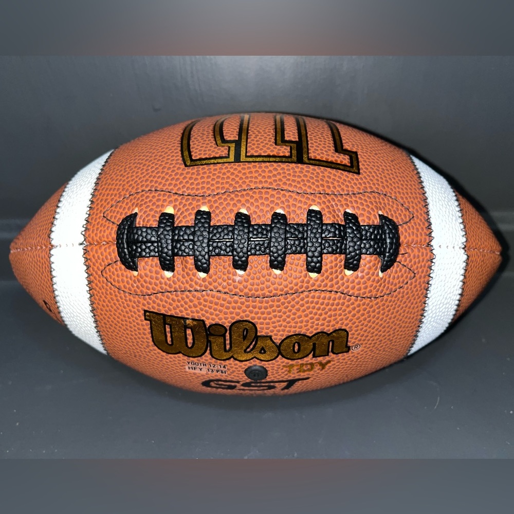 WILSON GST YTD YOUTH 12-14 Y/o COMPOSITE FOOTBALL